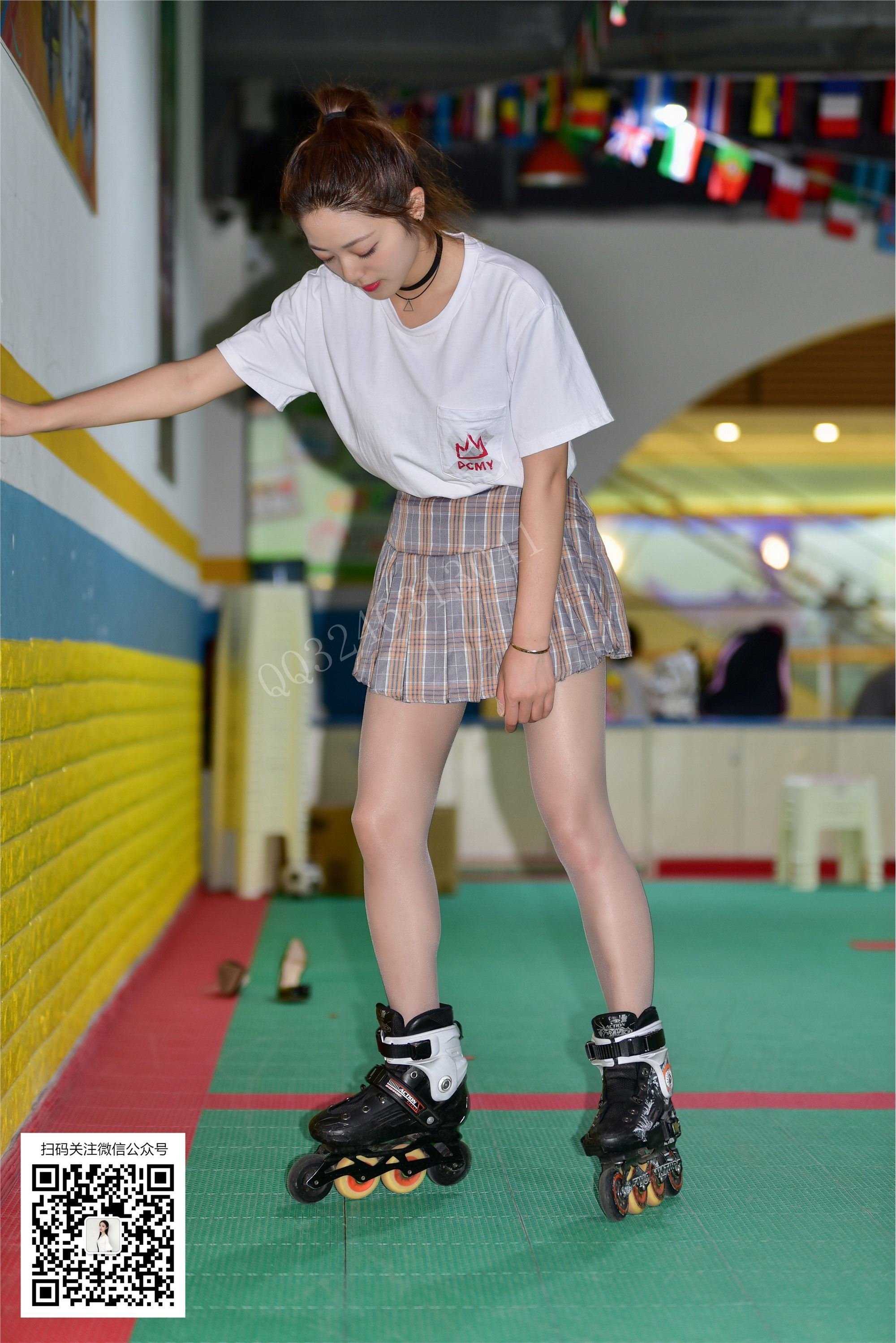 No.069 Lily - Roller skating girl